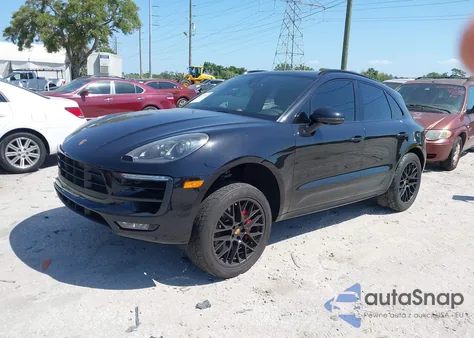 2017 Porsche Macan Gts z USA, uszkodzony, nr VIN WP1AG2A56HLB54856